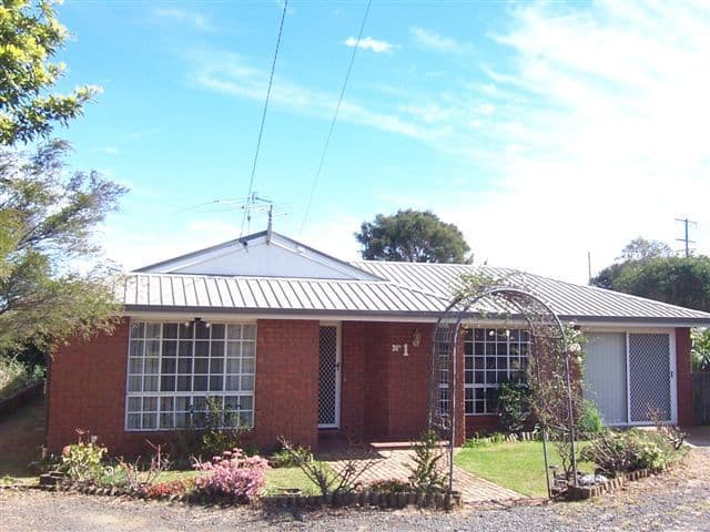 1  Kurrajong Street, NEWTOWN QLD 4350, Newtown - Image 1