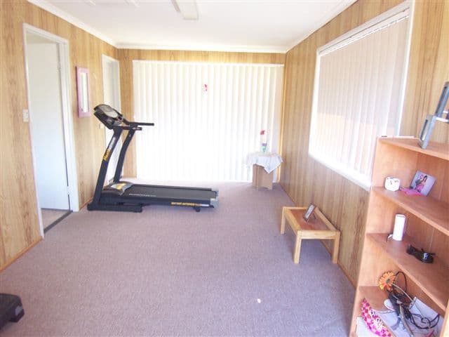 1  Kurrajong Street, NEWTOWN QLD 4350, Newtown - Thumbnail 7