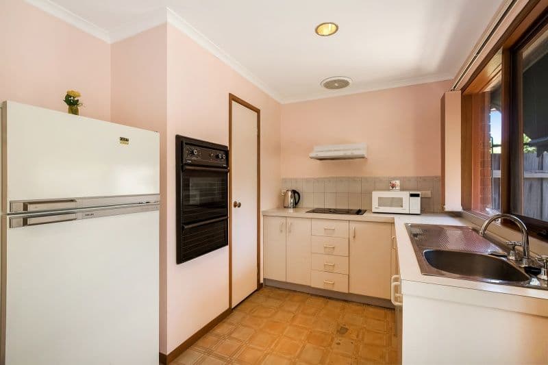 6 Bodalla Court, Frankston VIC 3199, Frankston - Thumbnail 5