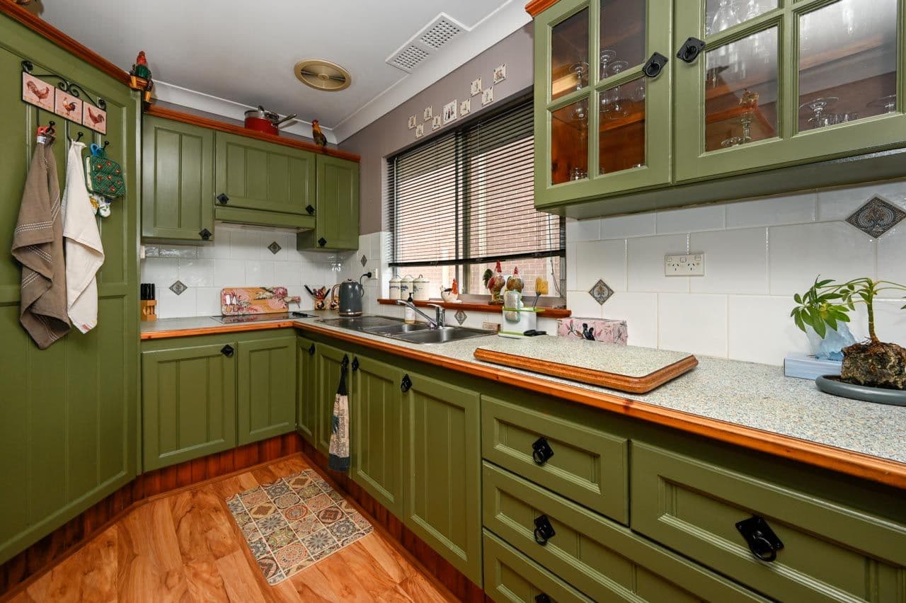 28 Roy Avenue, Bolton Point NSW 2283, Bolton Point - Thumbnail 3