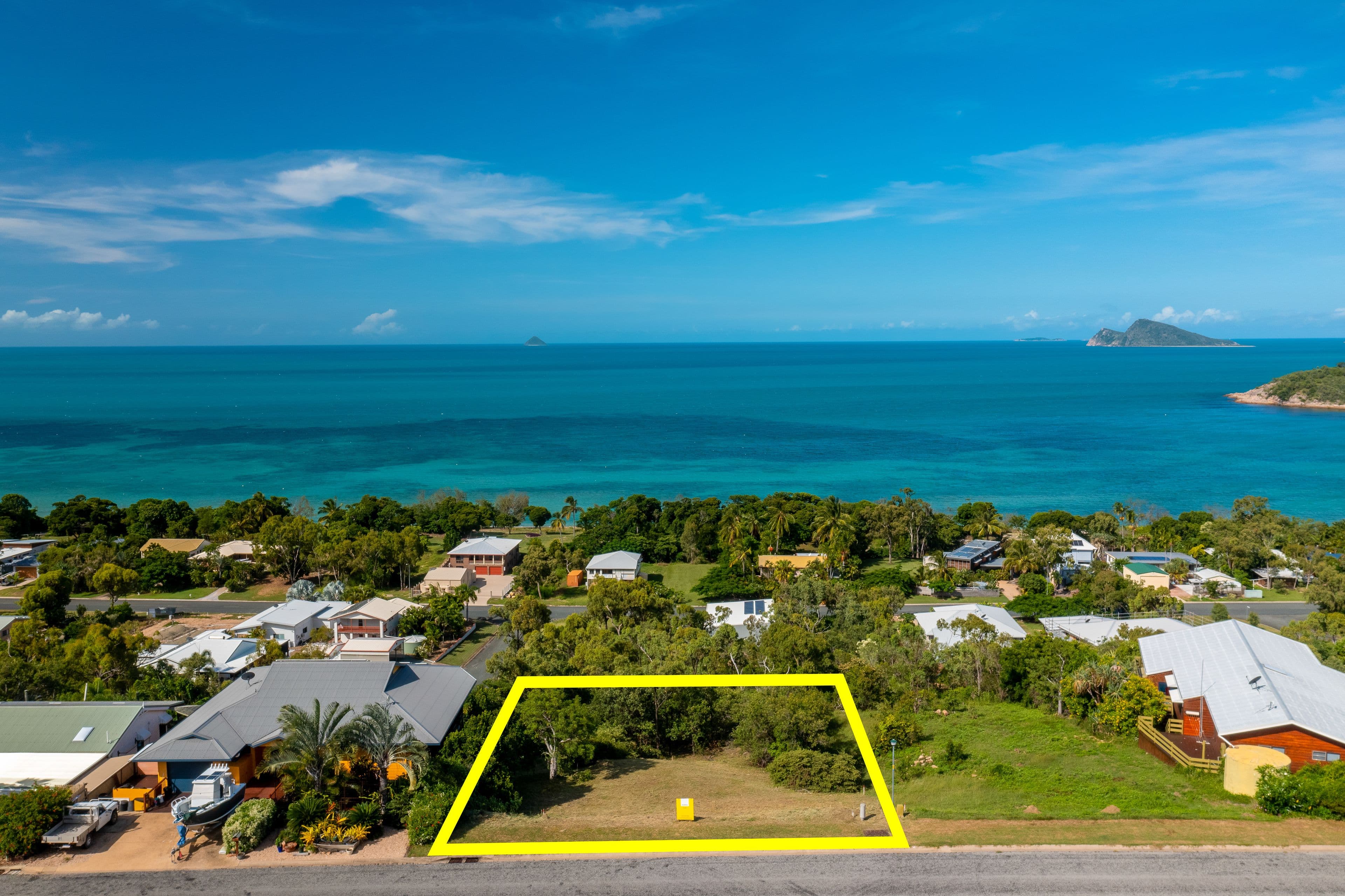 15 Blackcurrant Drive, Hideaway Bay QLD 4800, Hideaway Bay - Image 1
