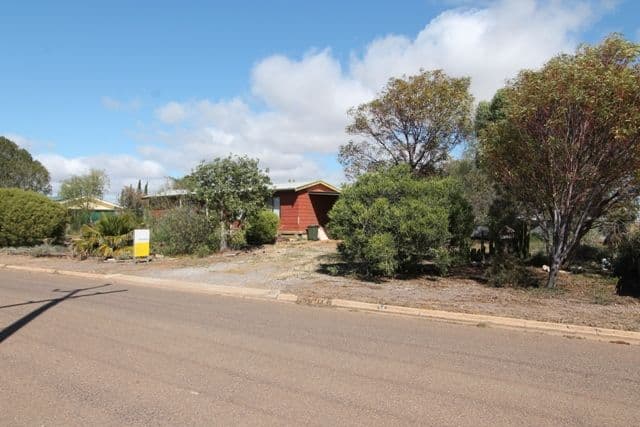 34-36 Angas Street, Cowell SA 5602, Cowell - Thumbnail 2