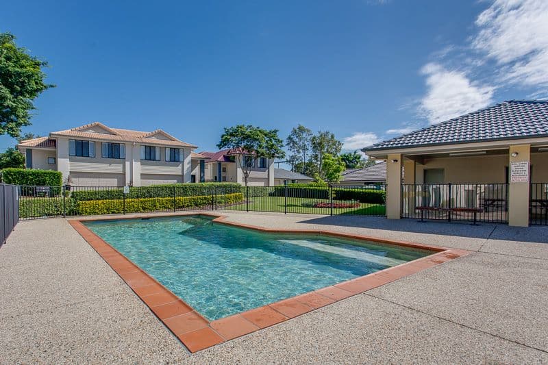 300 Cliveden Avenue, Corinda QLD 4075, Corinda - Thumbnail 2