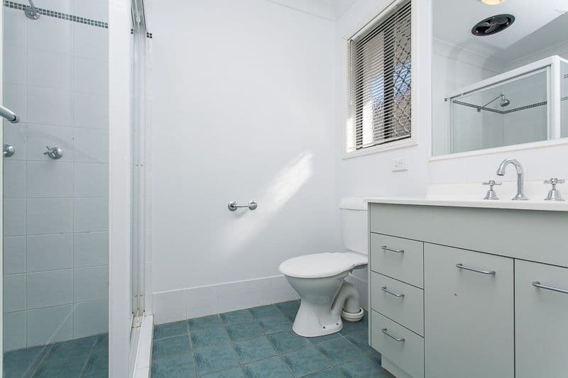 300 Cliveden Avenue, Corinda QLD 4075, Corinda - Thumbnail 7