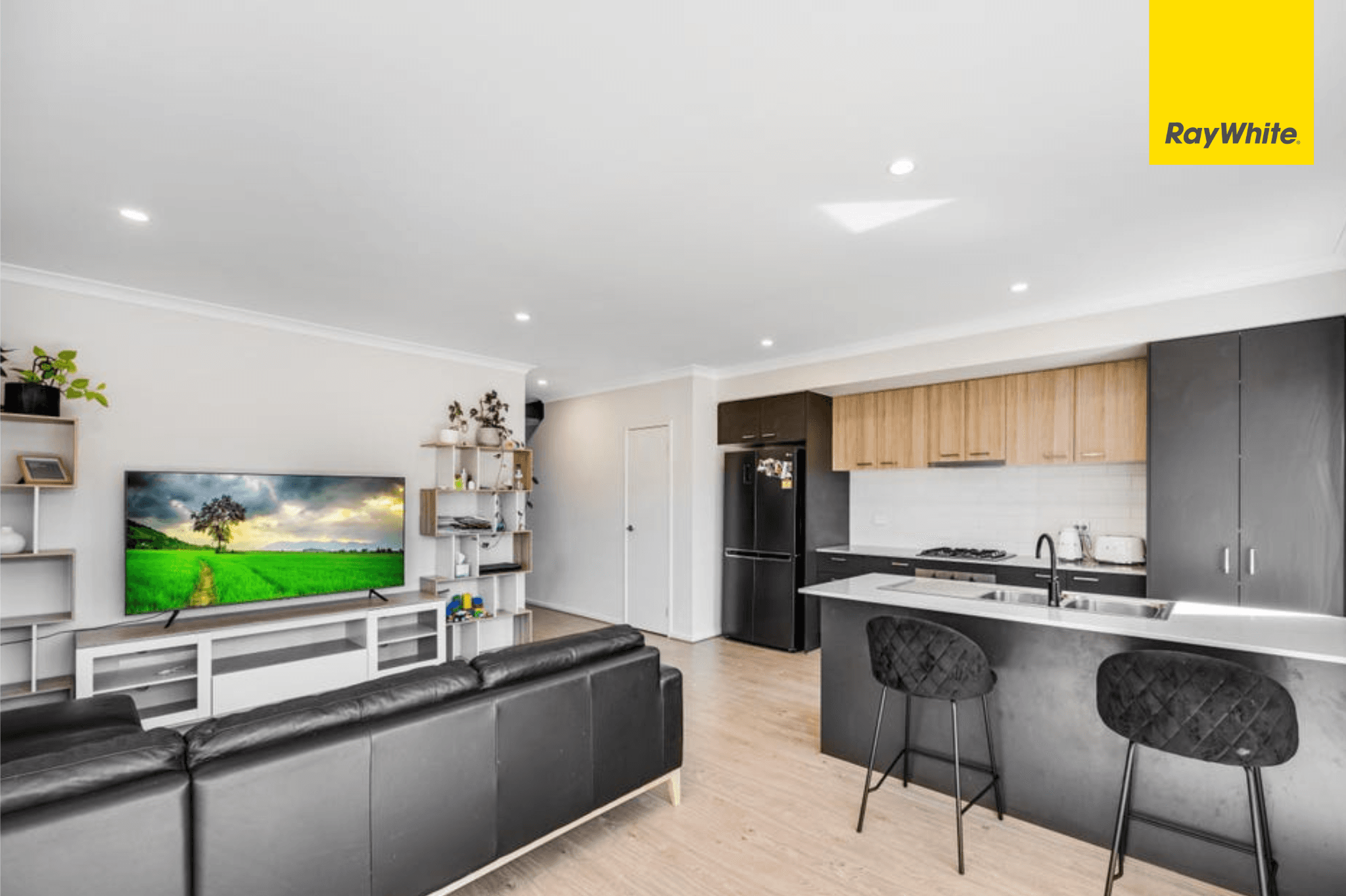 12 Arklay Road, THORNHILL PARK VIC 3335, Thornhill Park - Thumbnail 5
