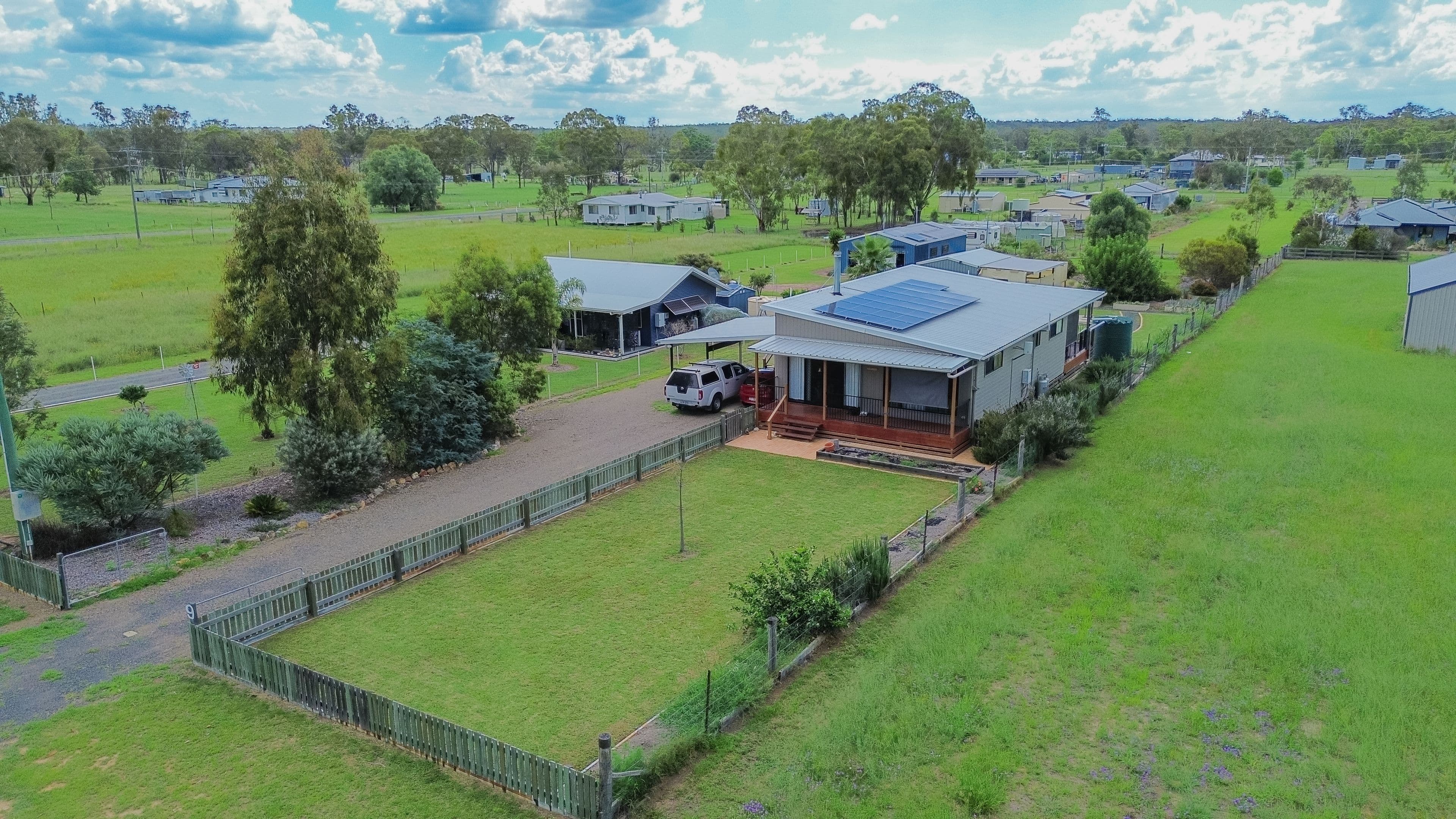 9 Macintyre Street, Leyburn QLD 4365, Leyburn - Thumbnail 2