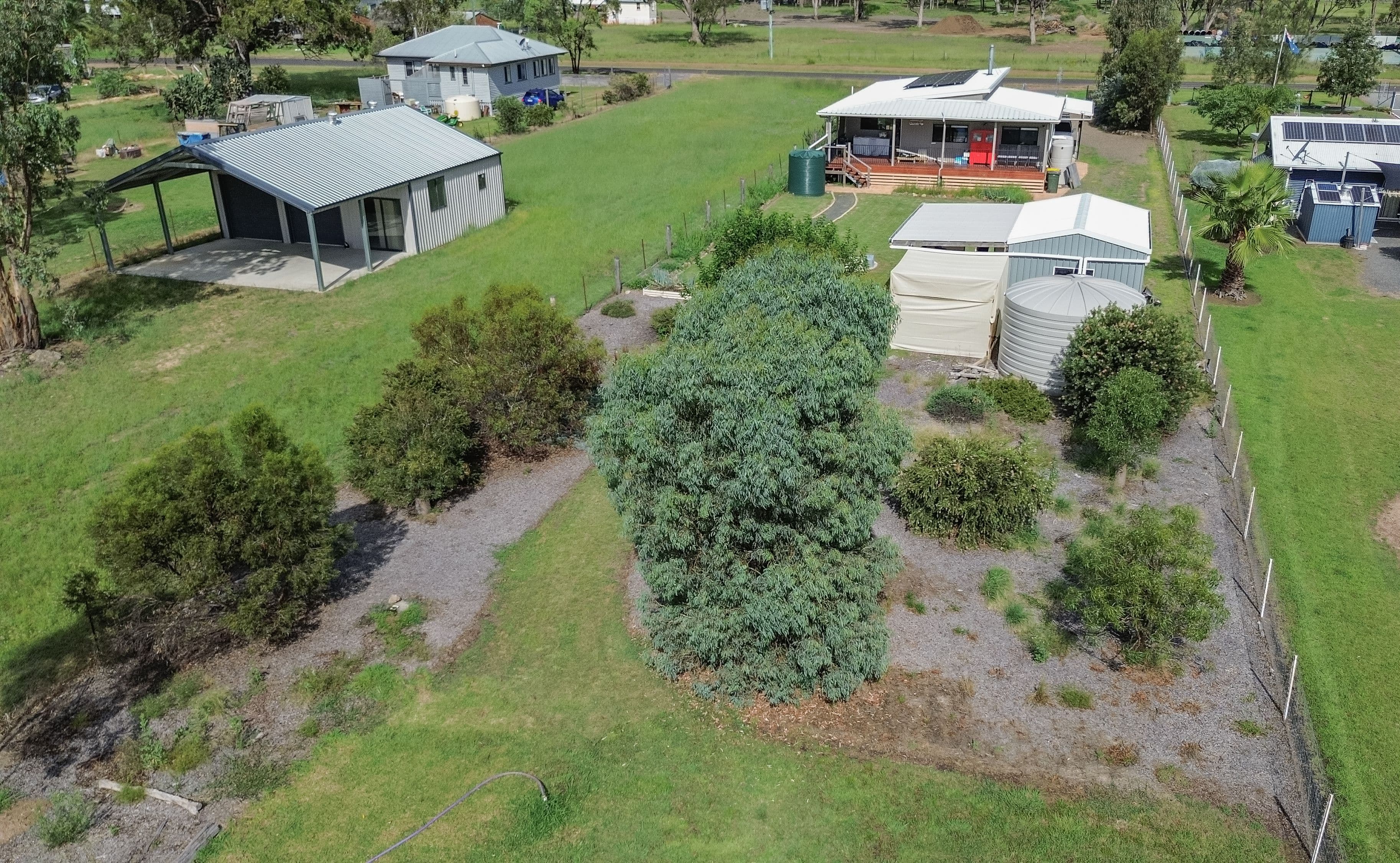 9 Macintyre Street, Leyburn QLD 4365, Leyburn - Thumbnail 4