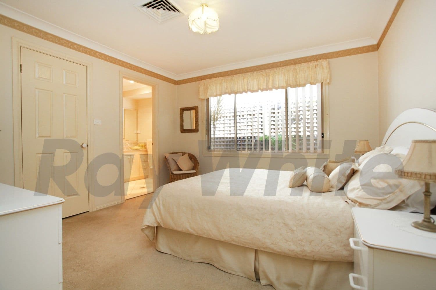 14 The Lakes Drive, GLENMORE PARK NSW 2745, Glenmore Park - Thumbnail 7
