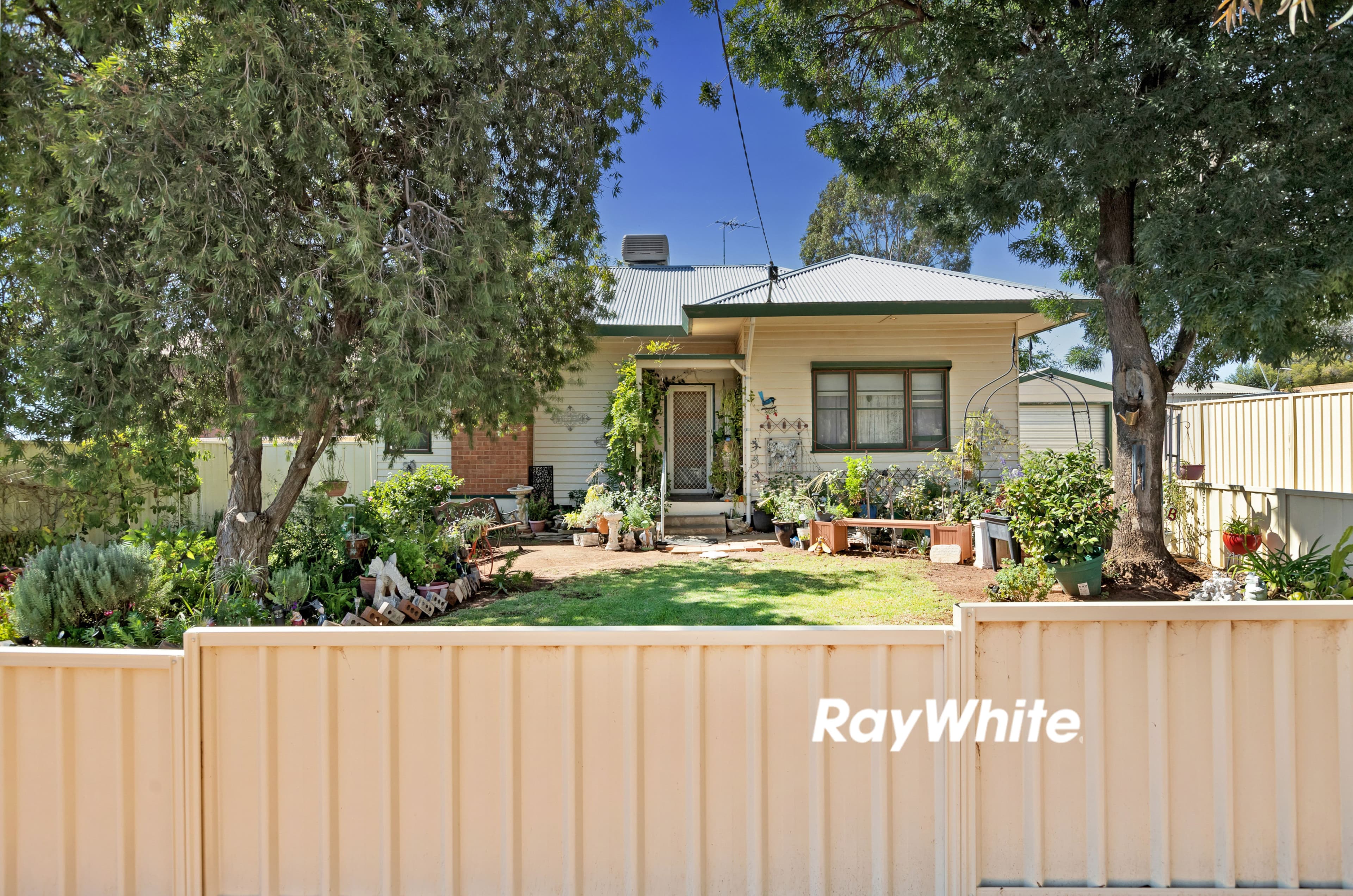 16 Foster Street, Merbein VIC 3505, Merbein - Image 1