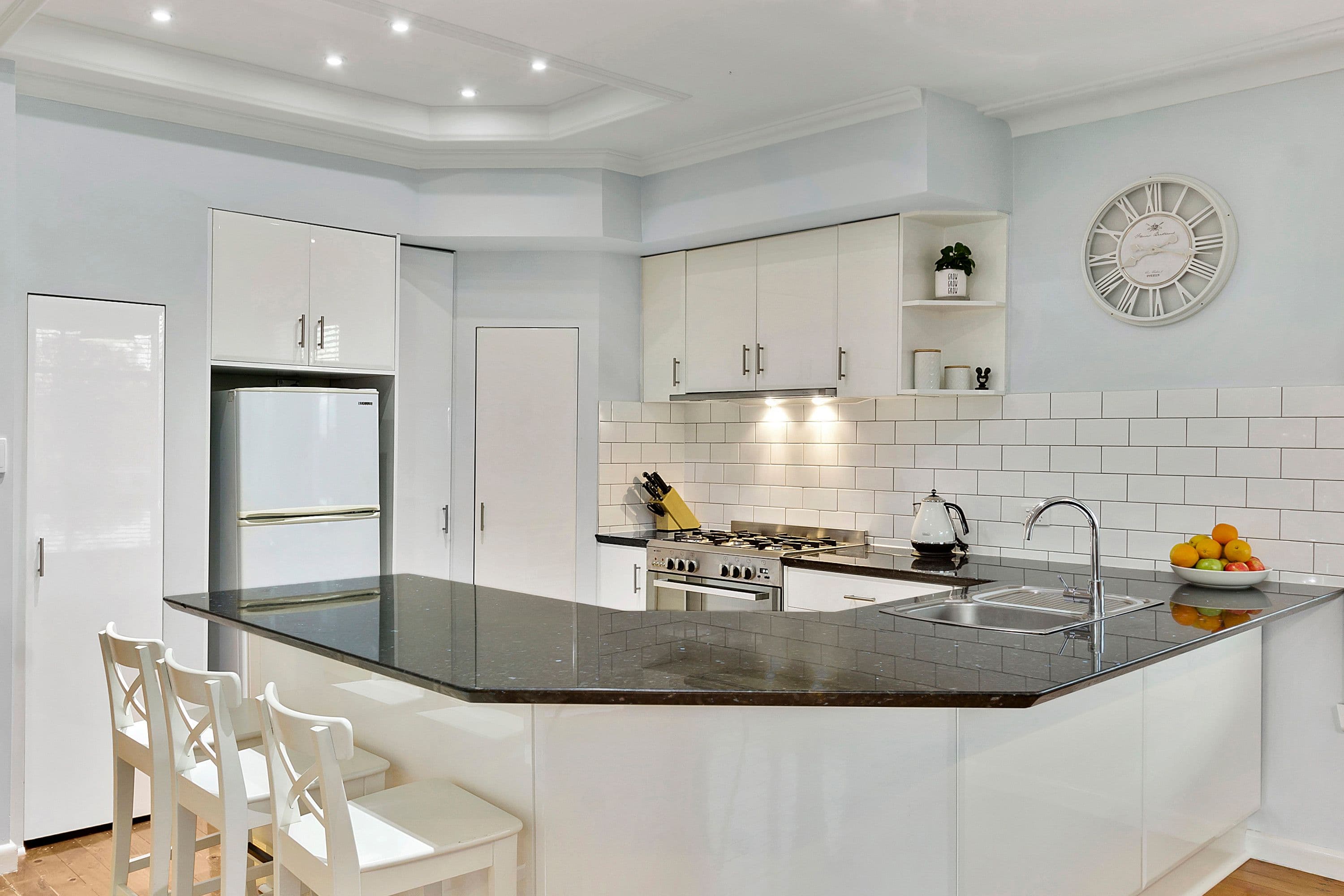 25 Railway Road, Carnegie - Thumbnail 2