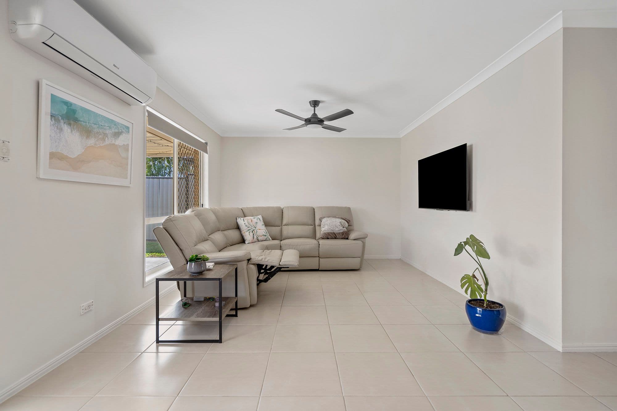 8 Ngungun Close, Loganholme QLD 4129, Loganholme - Thumbnail 3