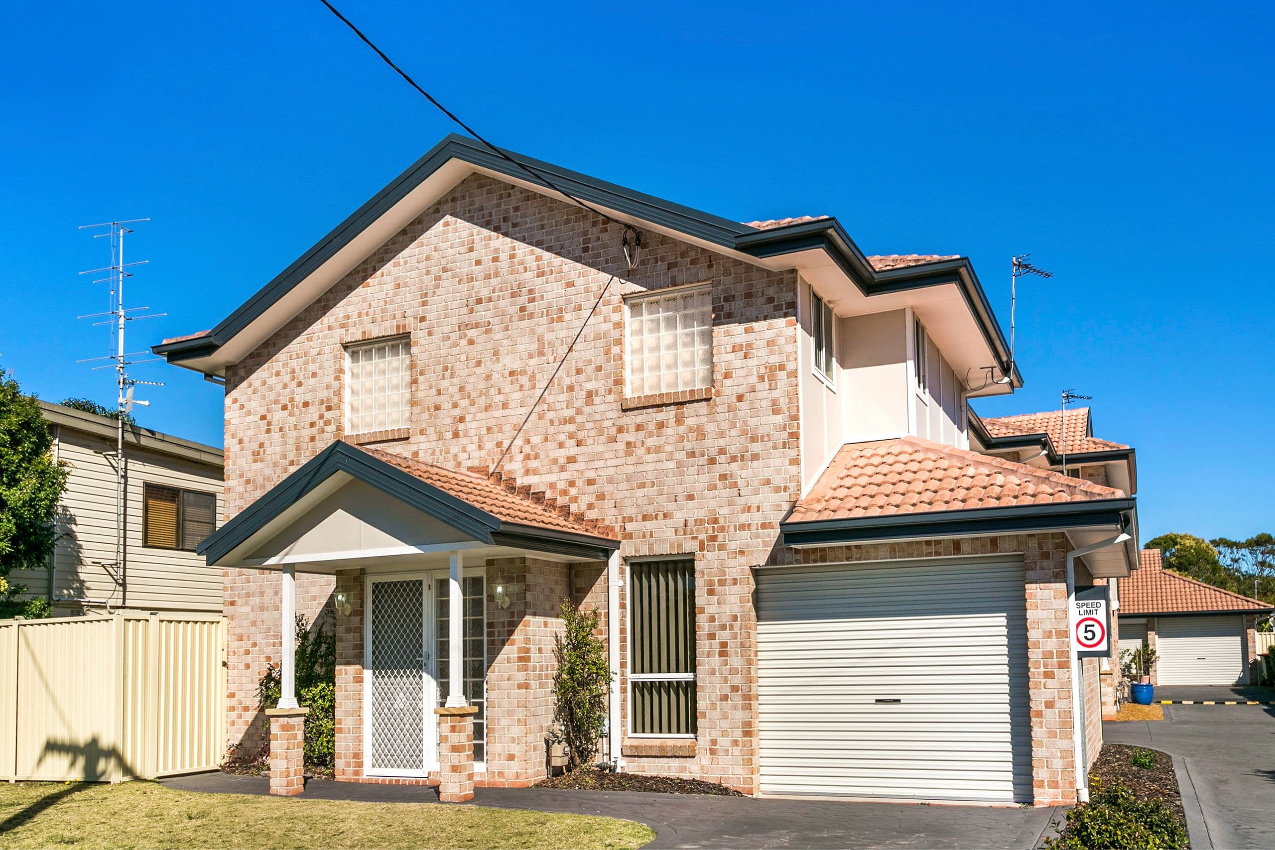 58 Peterborough Avenue, Lake Illawarra - Image 1