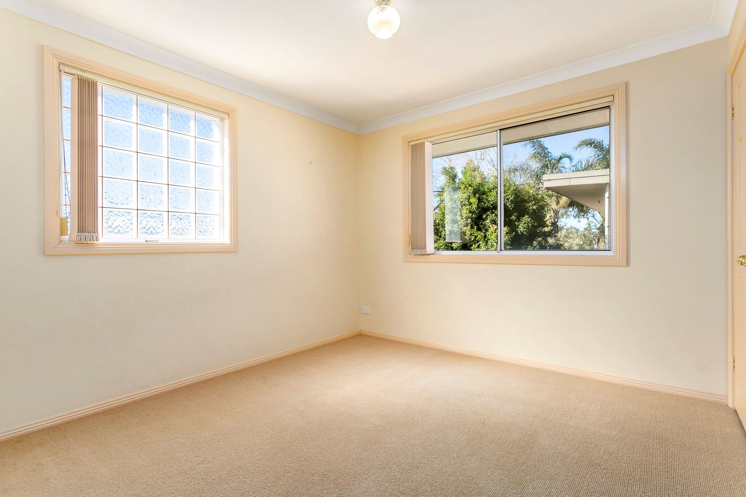 58 Peterborough Avenue, Lake Illawarra - Thumbnail 8