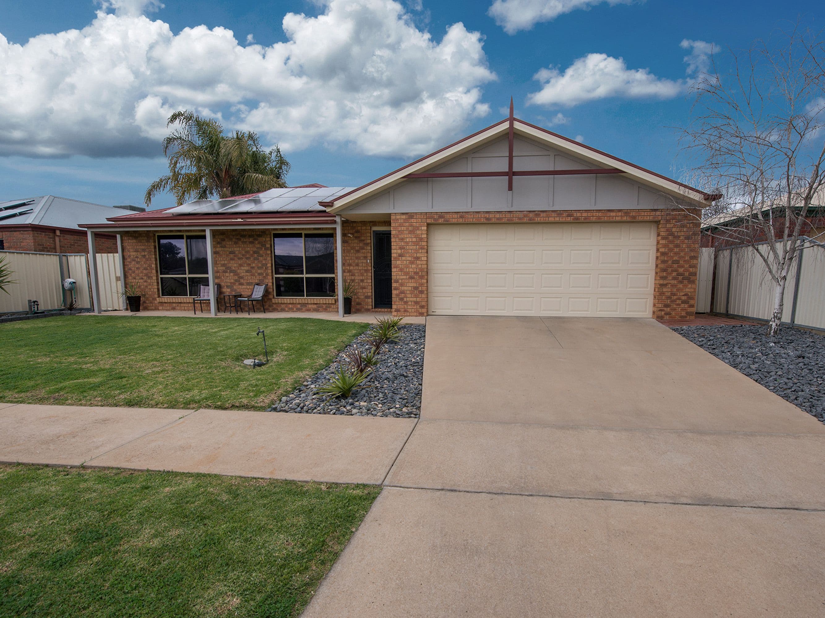 8 Dellar Street, Swan Hill VIC 3585, Swan Hill - Thumbnail 2