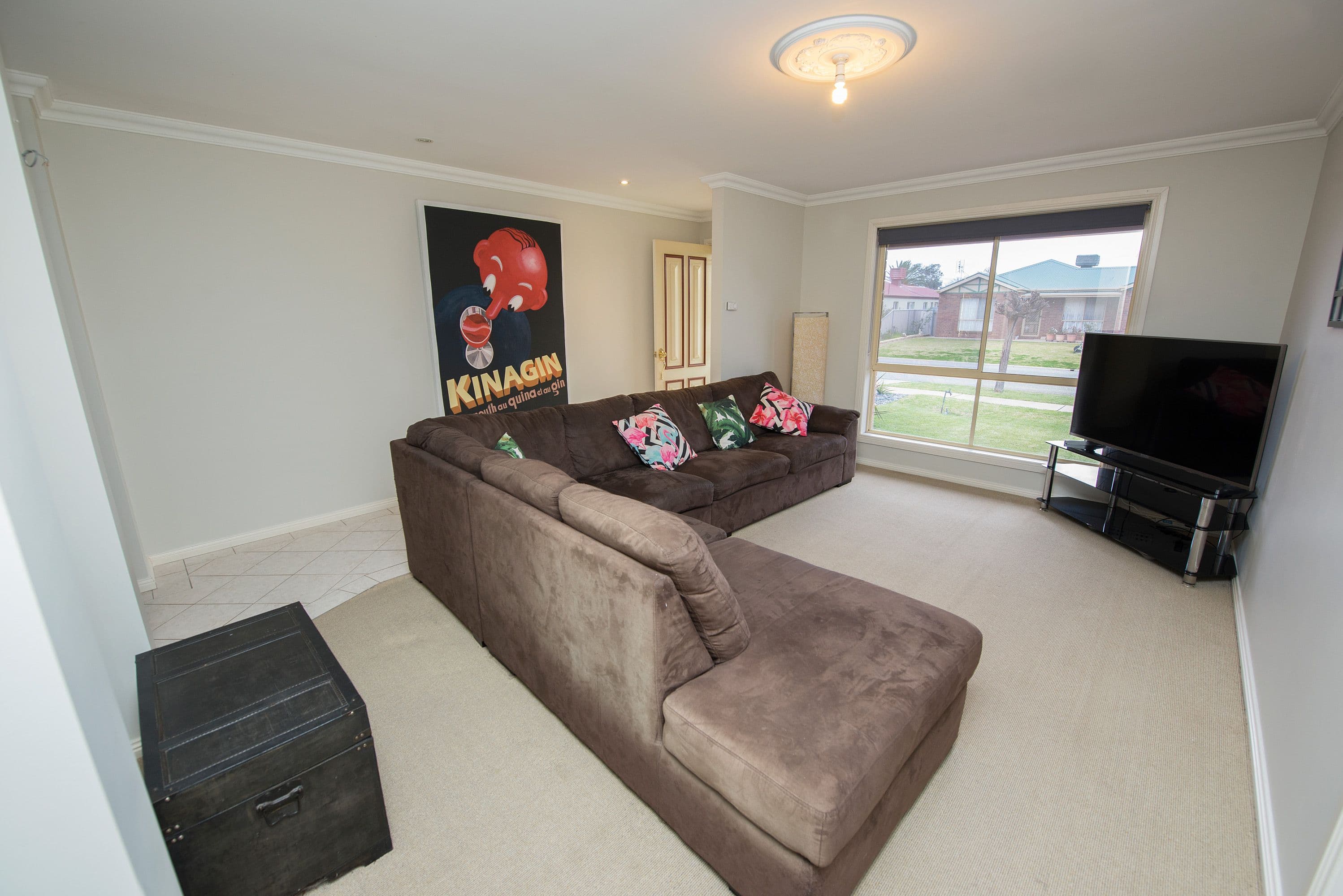 8 Dellar Street, Swan Hill VIC 3585, Swan Hill - Thumbnail 3