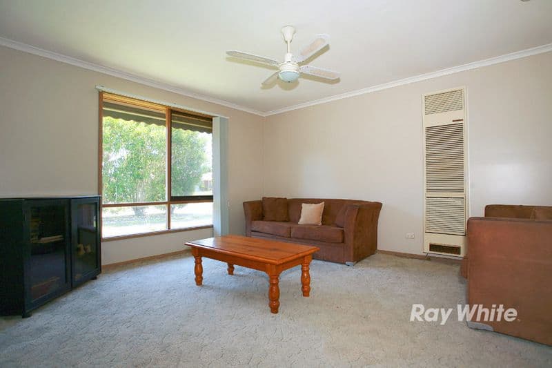 20 Heywood Crescent, CRANBOURNE NORTH VIC 3977, Cranbourne North - Thumbnail 6
