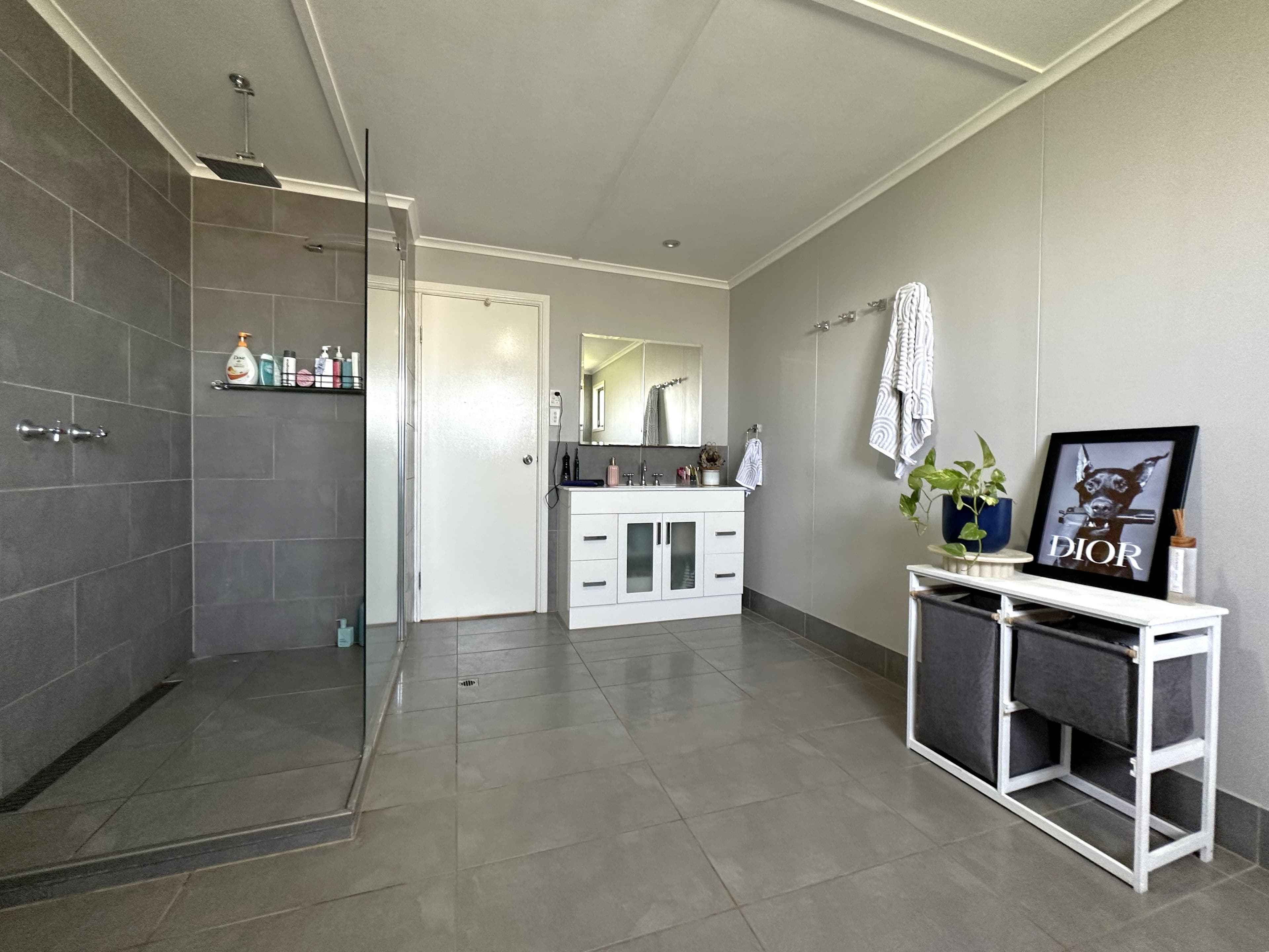11 Chestnut Street, Barcaldine QLD 4725, Barcaldine - Thumbnail 7