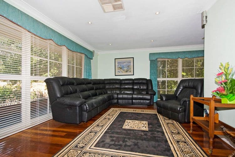 28 Betti Road, KALAMUNDA WA 6076, Kalamunda - Thumbnail 2