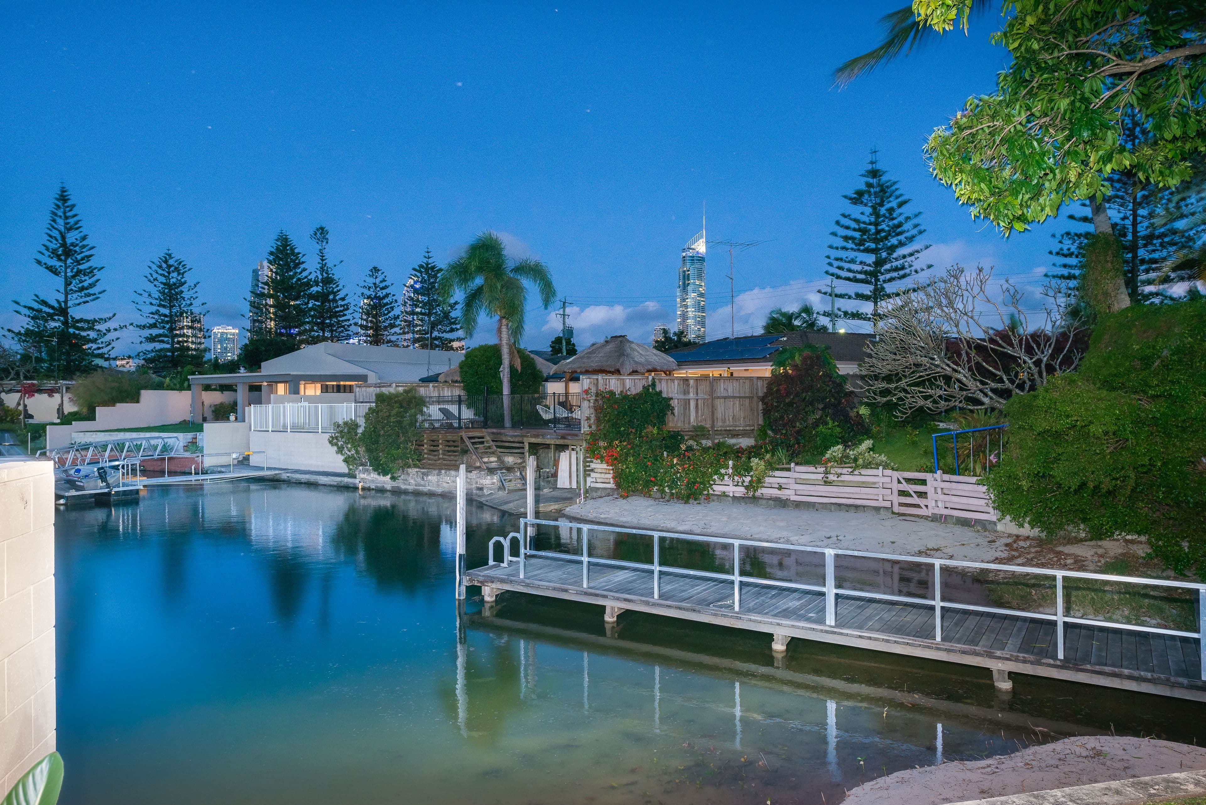 49 Gibraltar Drive, Isle Of Capri QLD 4217, Isle Of Capri - Thumbnail 4