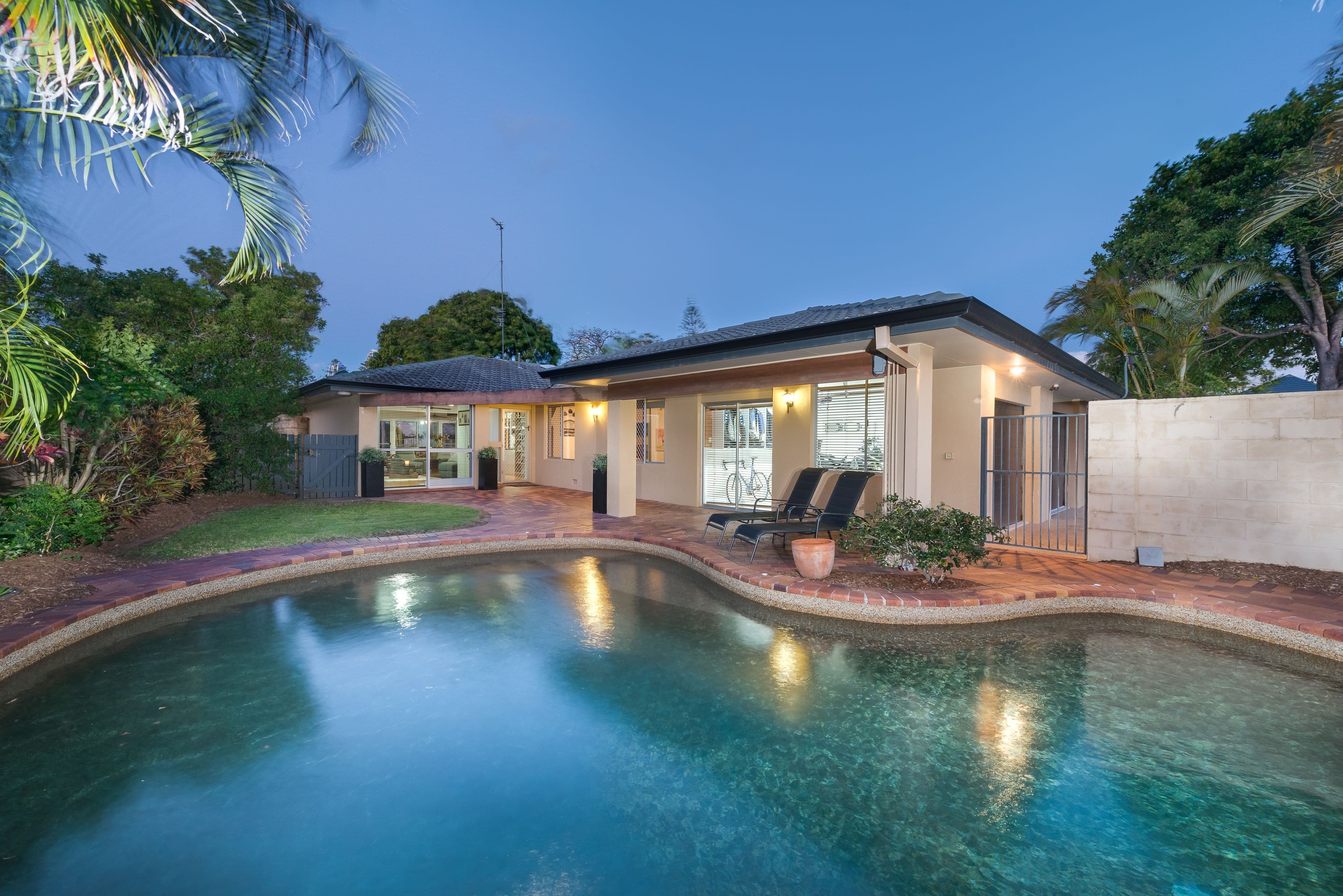 49 Gibraltar Drive, Isle Of Capri QLD 4217, Isle Of Capri - Thumbnail 5