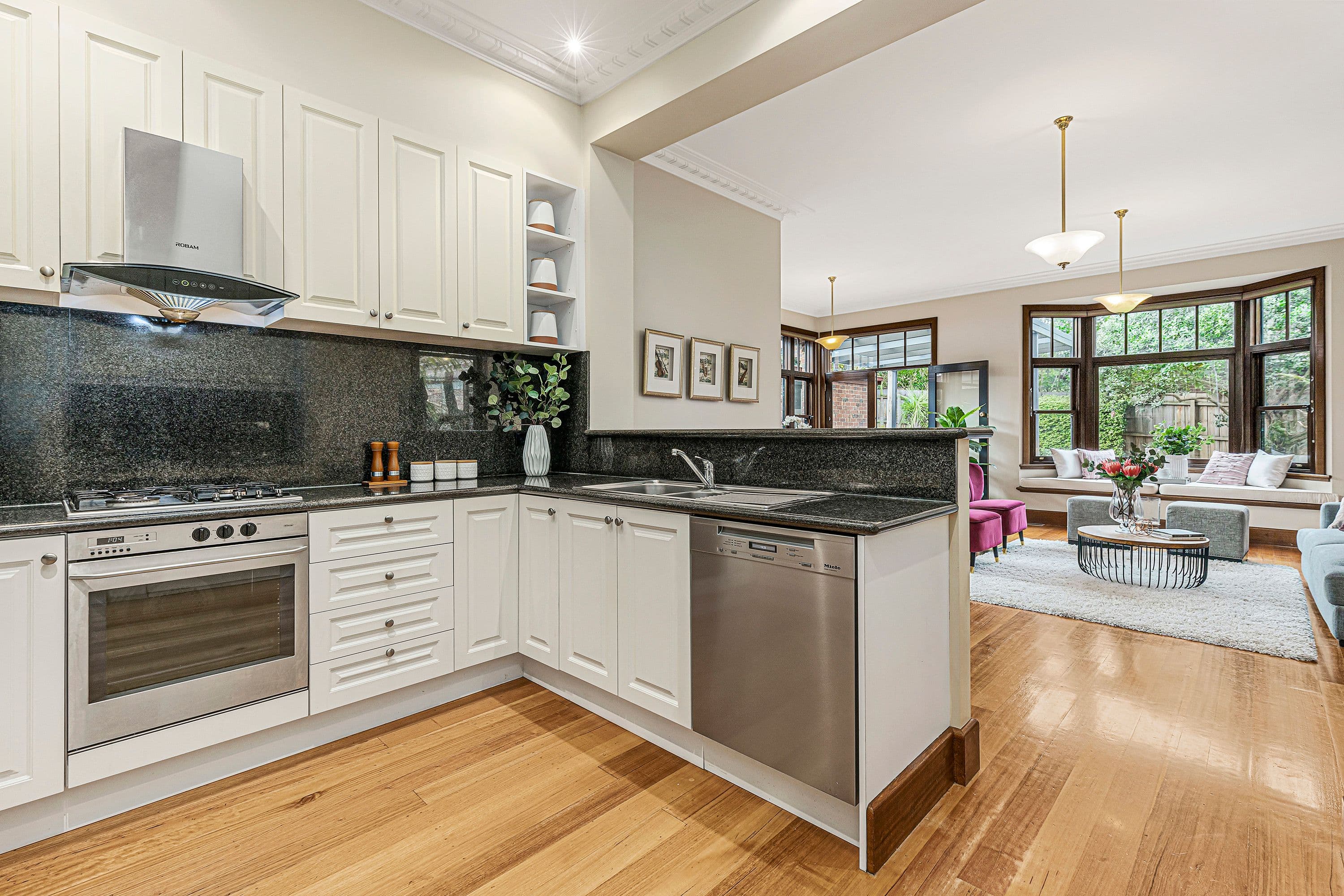 13 Thackray Street, Balwyn North VIC 3104, Balwyn North - Thumbnail 2