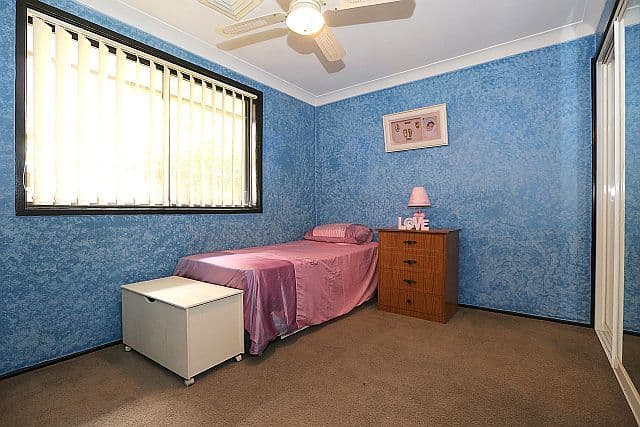 21 Pennington Avenue, GEORGES HALL NSW 2198, Georges Hall - Thumbnail 8