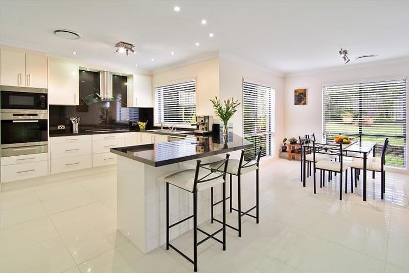 8 Goldsmith Avenue, KILLARNEY HEIGHTS NSW 2087, Killarney Heights - Thumbnail 2