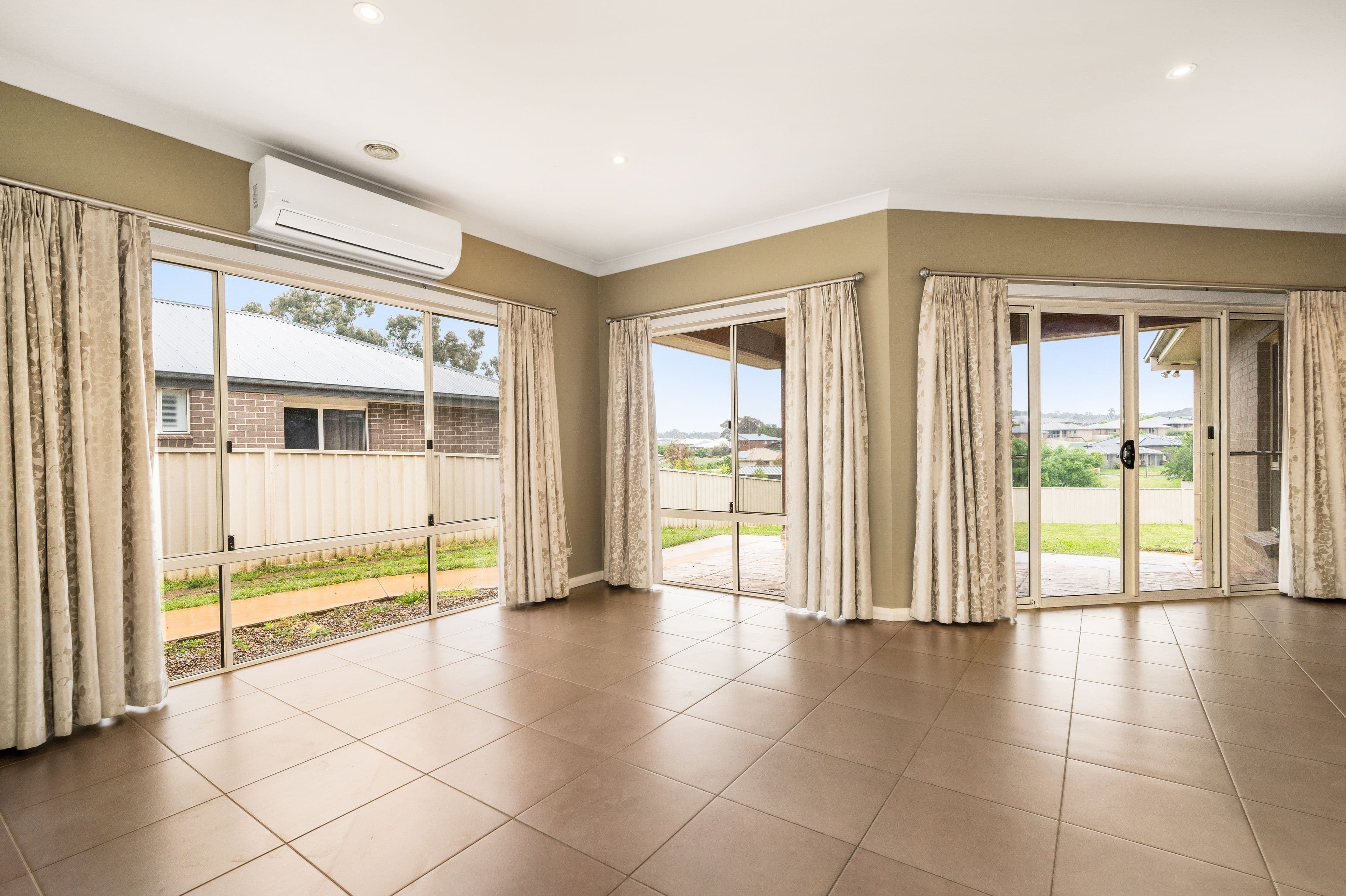 16 Robinson Court, Orange NSW 2800, Orange - Thumbnail 6