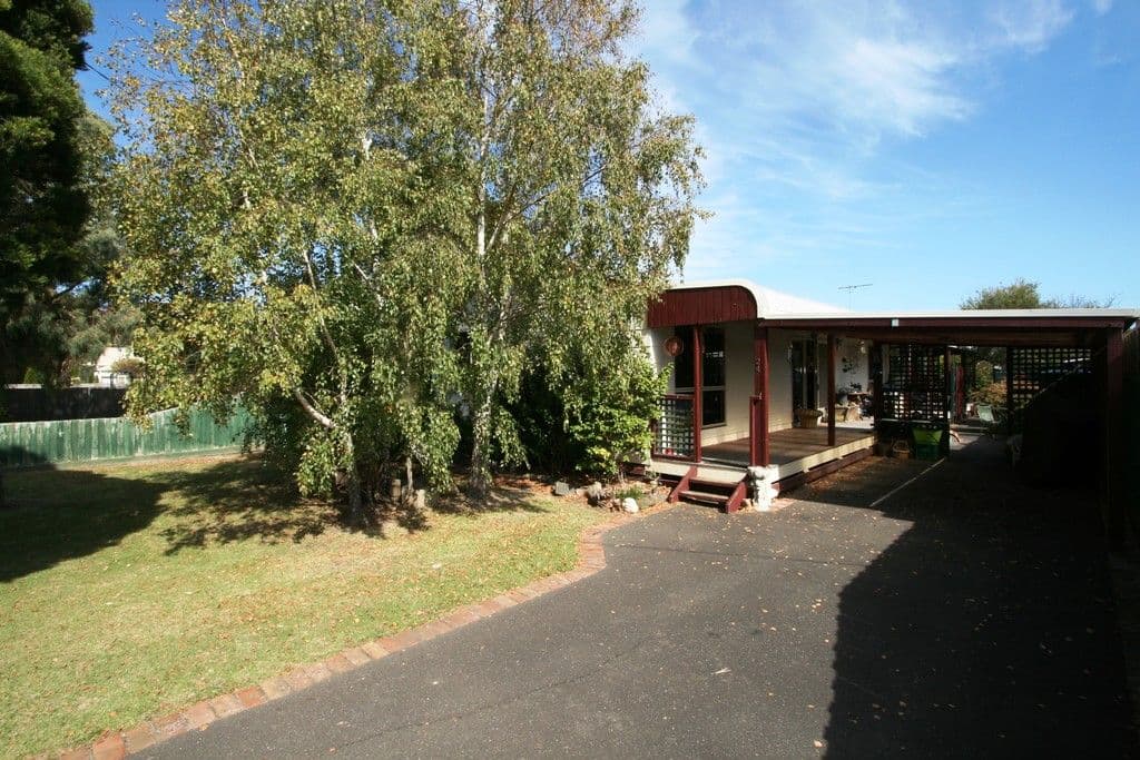 24 Lansell Road, Cowes VIC 3922, Cowes - Image 1