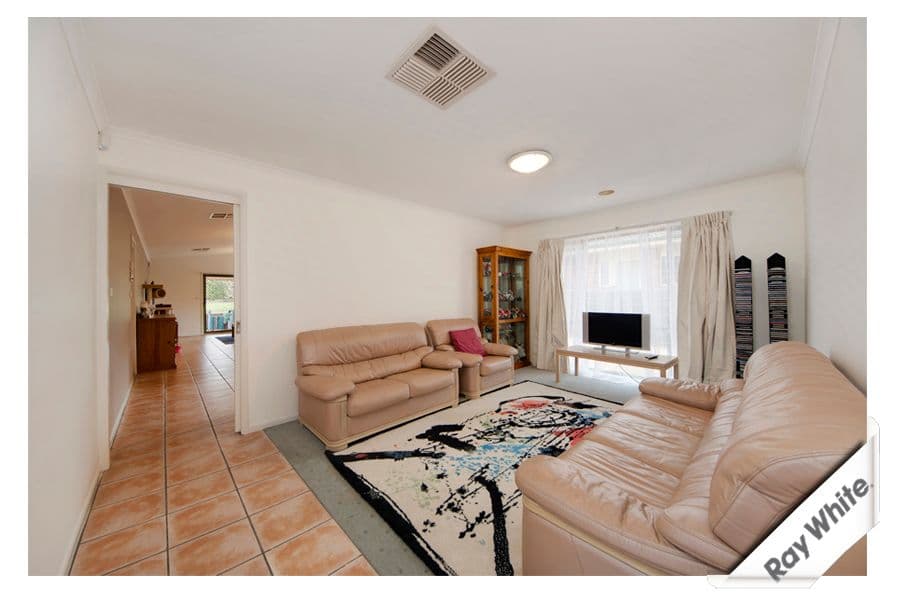 8 Bemm Place, AMAROO ACT 2914, Amaroo - Thumbnail 2