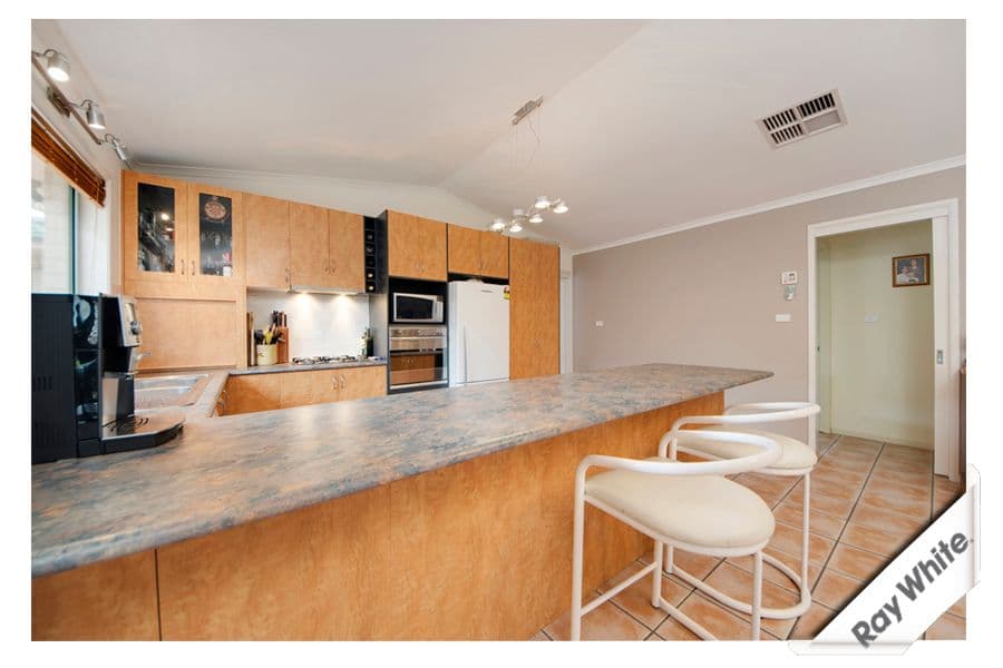8 Bemm Place, AMAROO ACT 2914, Amaroo - Thumbnail 4