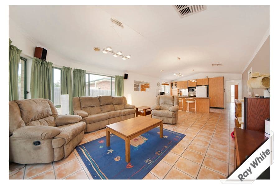 8 Bemm Place, AMAROO ACT 2914, Amaroo - Thumbnail 6