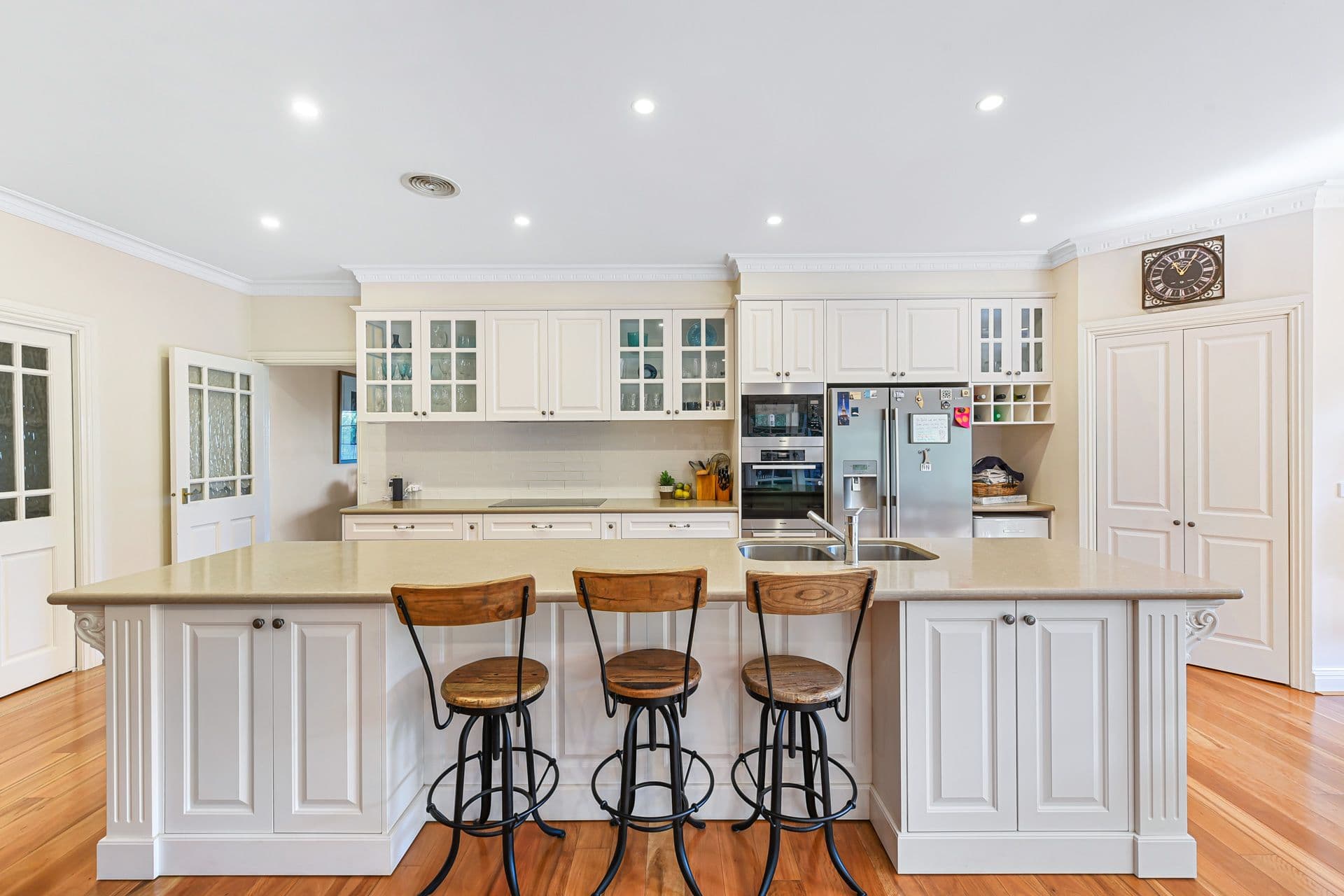2 Harley Court, Berwick VIC 3806, Berwick - Thumbnail 2