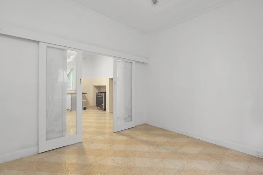 86 Woods Street, Newport VIC 3015, Newport - Thumbnail 5