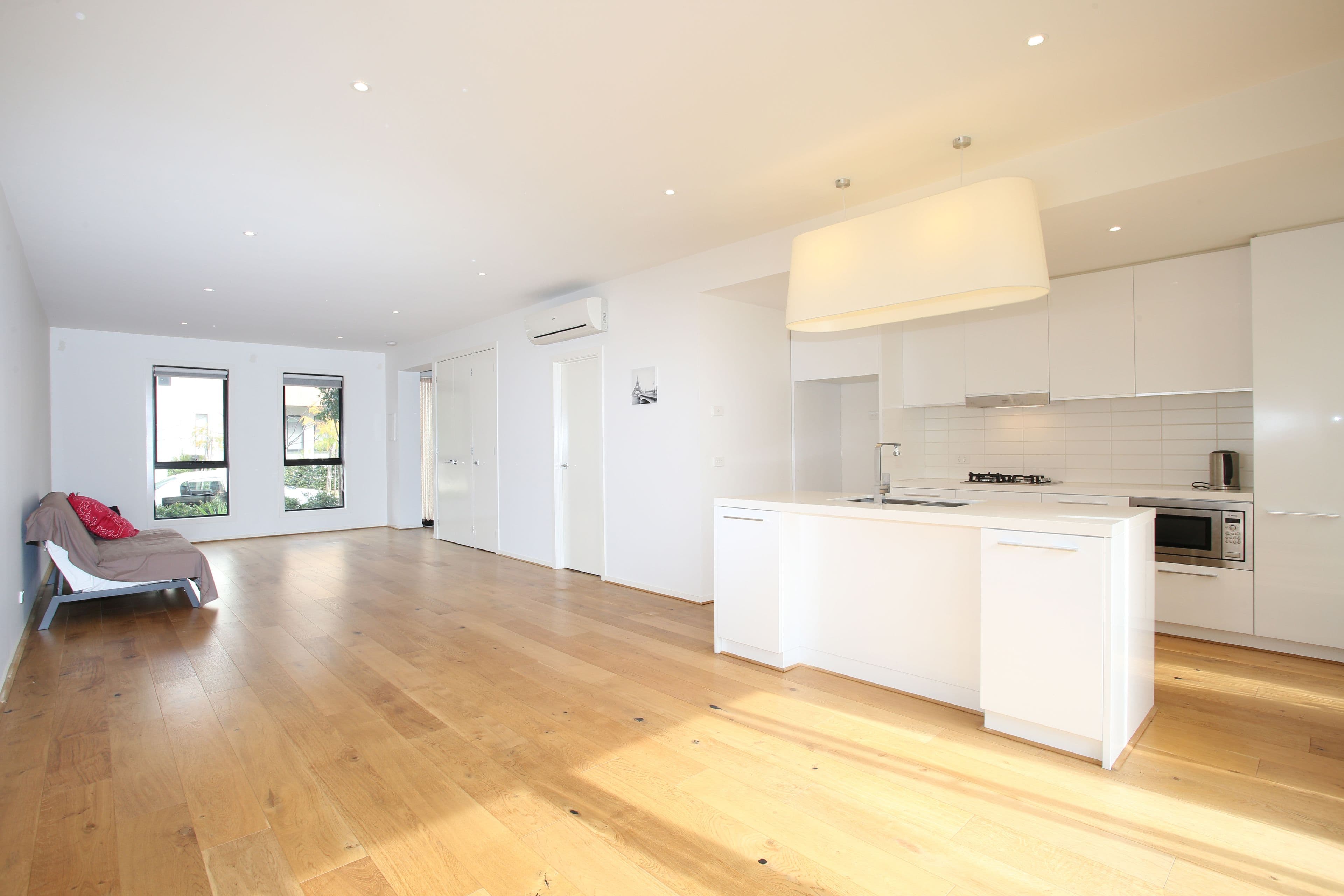 21 Primrose Avenue, Cheltenham VIC 3192, Cheltenham - Thumbnail 2