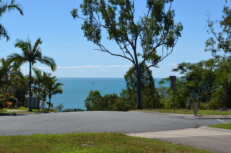  24 Illawong Street, CANNONVALE QLD 4802, Cannonvale - Image 1