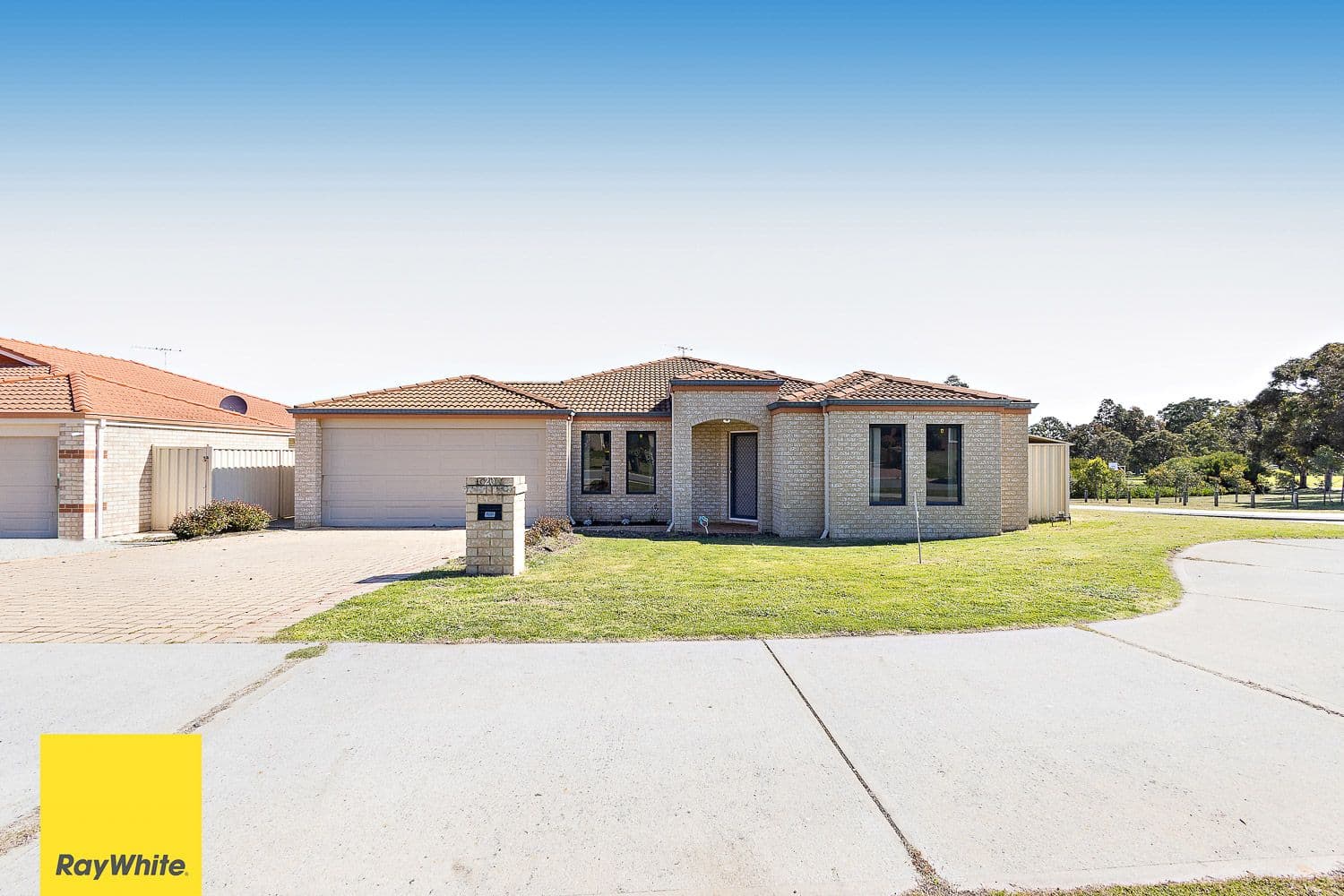 20 Goundrey Drive, Pearsall WA 6065, Pearsall - Thumbnail 2