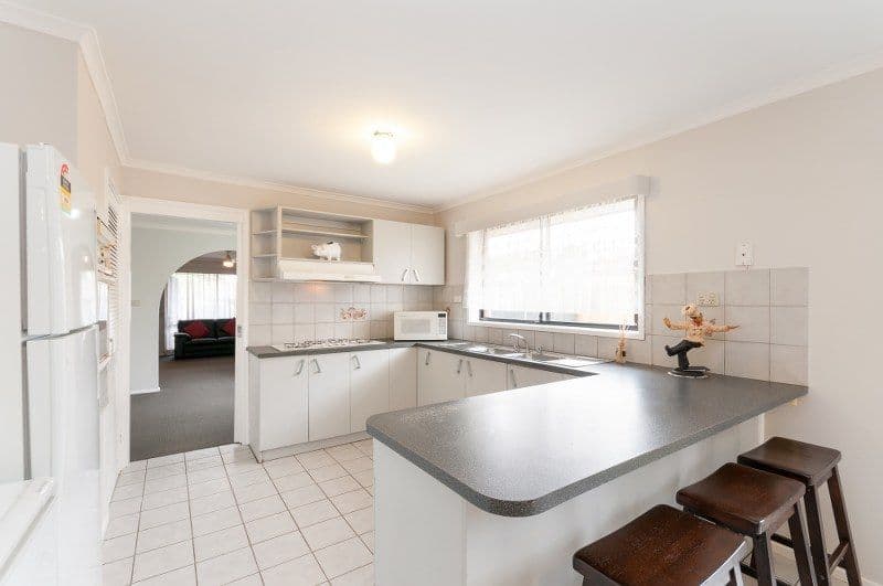 3 Tavistock Court, CRAIGIEBURN VIC 3064, Craigieburn - Thumbnail 2