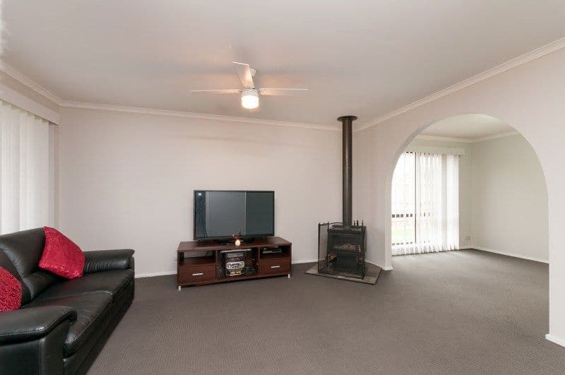 3 Tavistock Court, CRAIGIEBURN VIC 3064, Craigieburn - Thumbnail 4