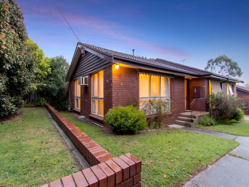 35 Hillcrest Road, FRANKSTON VIC 3199, Frankston - Image 1