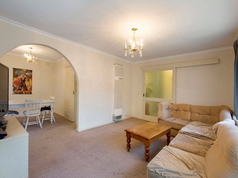 35 Hillcrest Road, FRANKSTON VIC 3199, Frankston - Thumbnail 3