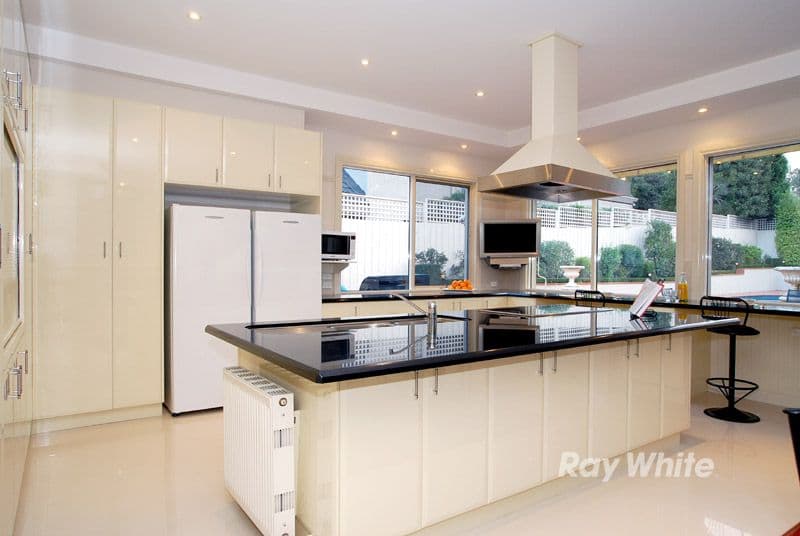 148 Lum Road, WHEELERS HILL VIC 3150, Wheelers Hill - Thumbnail 3