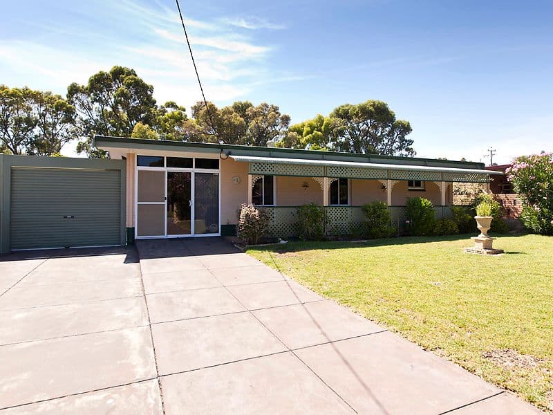 6 Carina Close, Rockingham WA 6168, Rockingham - Thumbnail 2