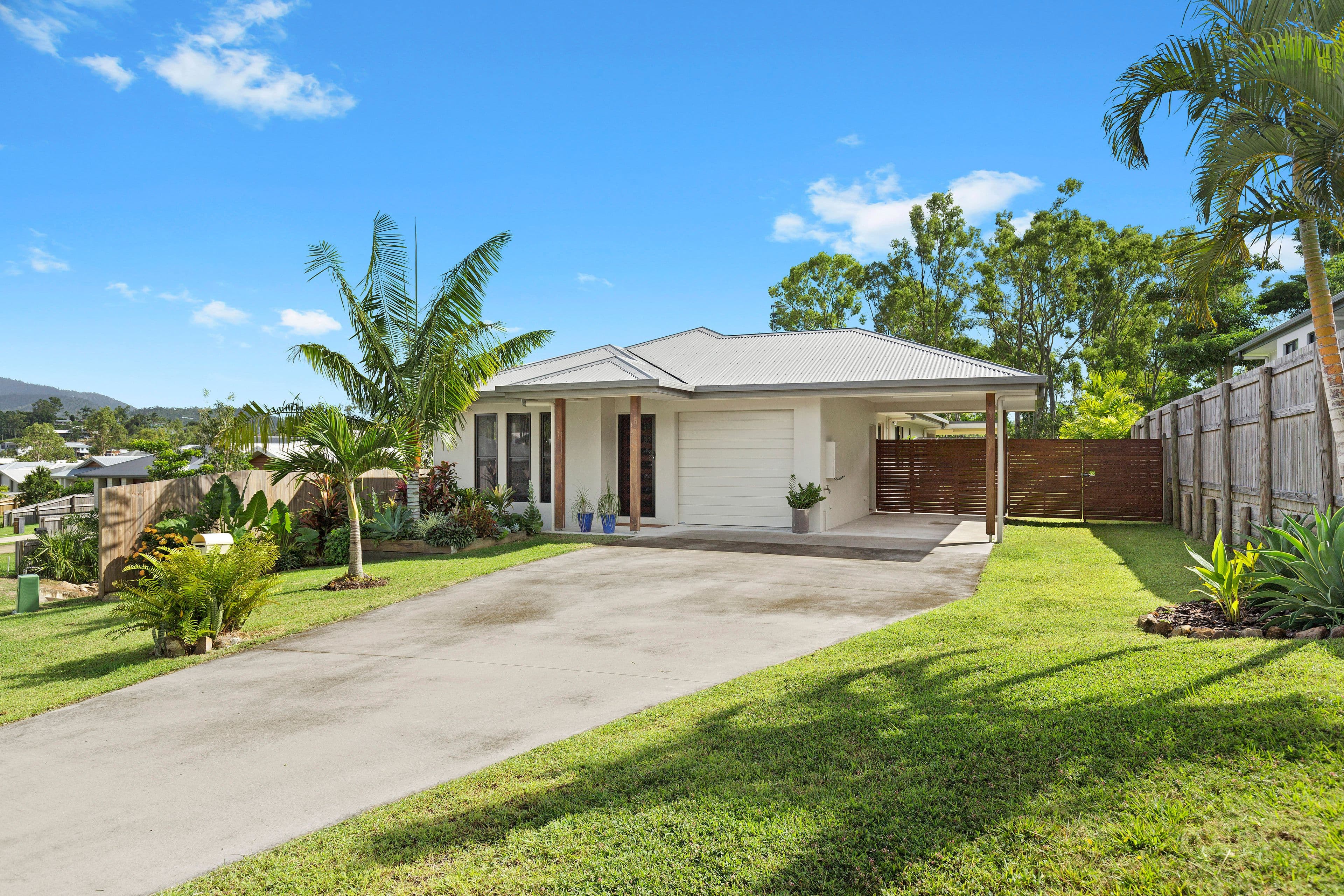 31 Twin Creek Court, Cannonvale QLD 4802, Cannonvale - Image 1
