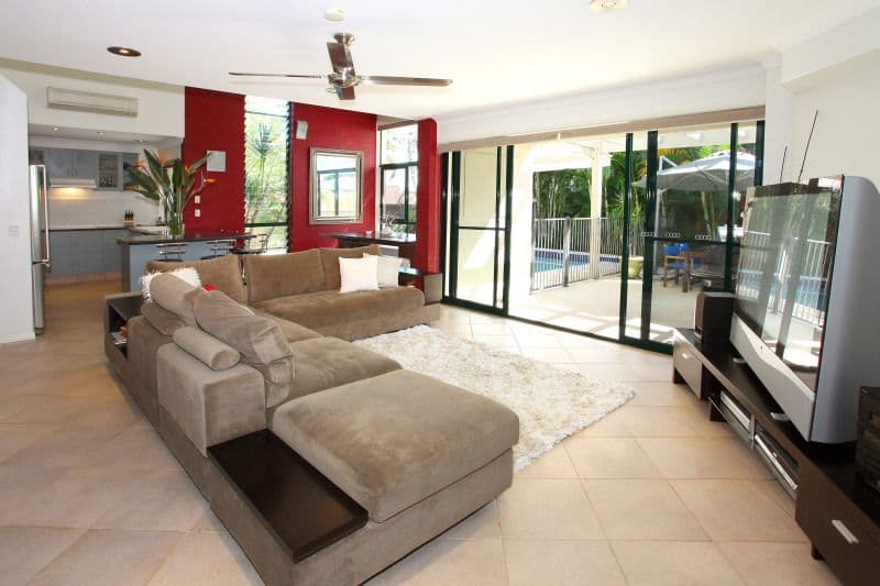 293 Rio Vista Boulevard, MERMAID WATERS QLD 4218, Mermaid Waters - Thumbnail 5
