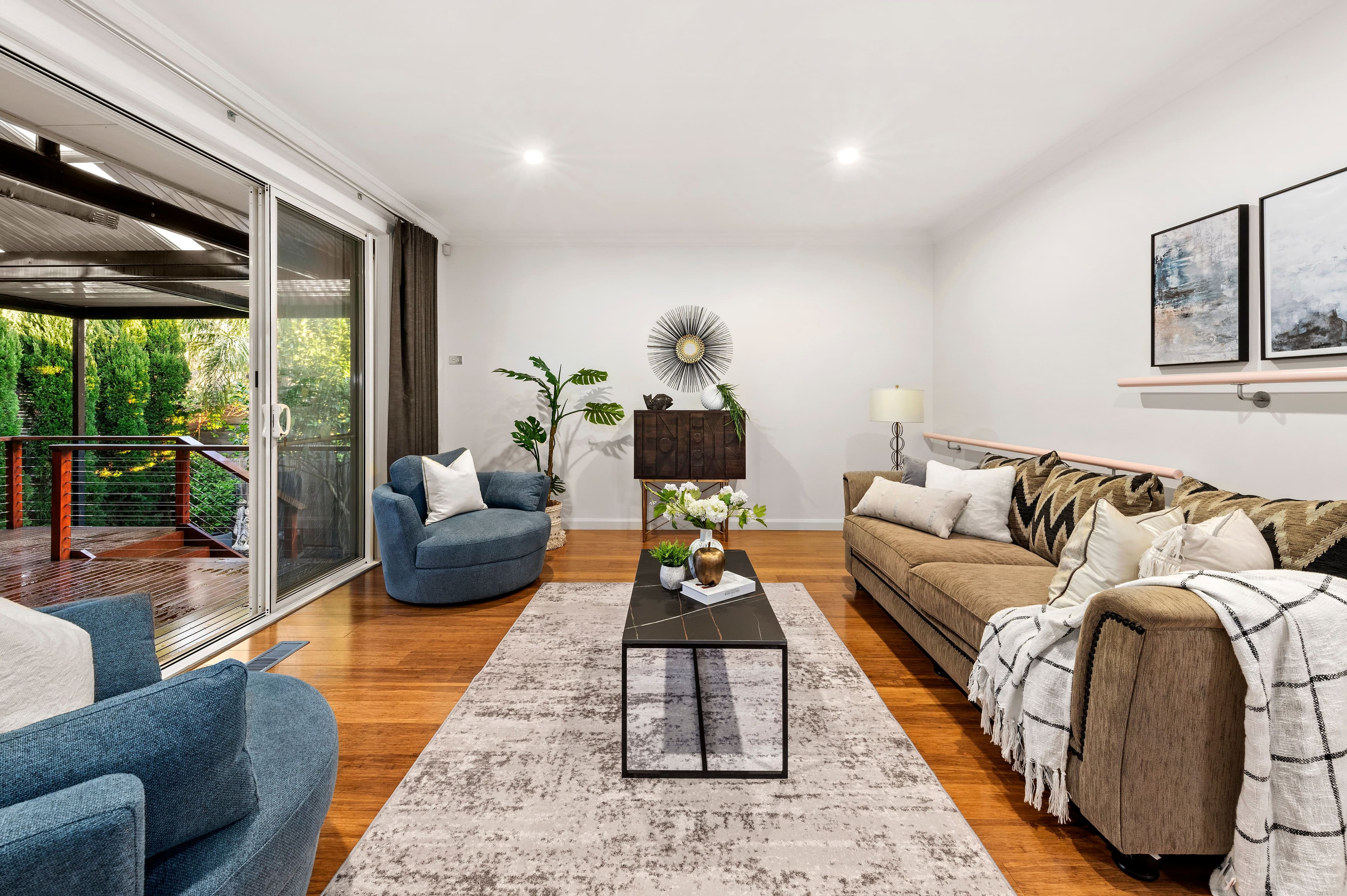 53 Freemantle Drive, Wantirna South VIC 3152, Wantirna South - Thumbnail 2
