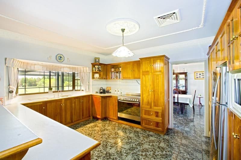 6 Thomas Laycock Place, BRINGELLY NSW 2556, Bringelly - Thumbnail 5