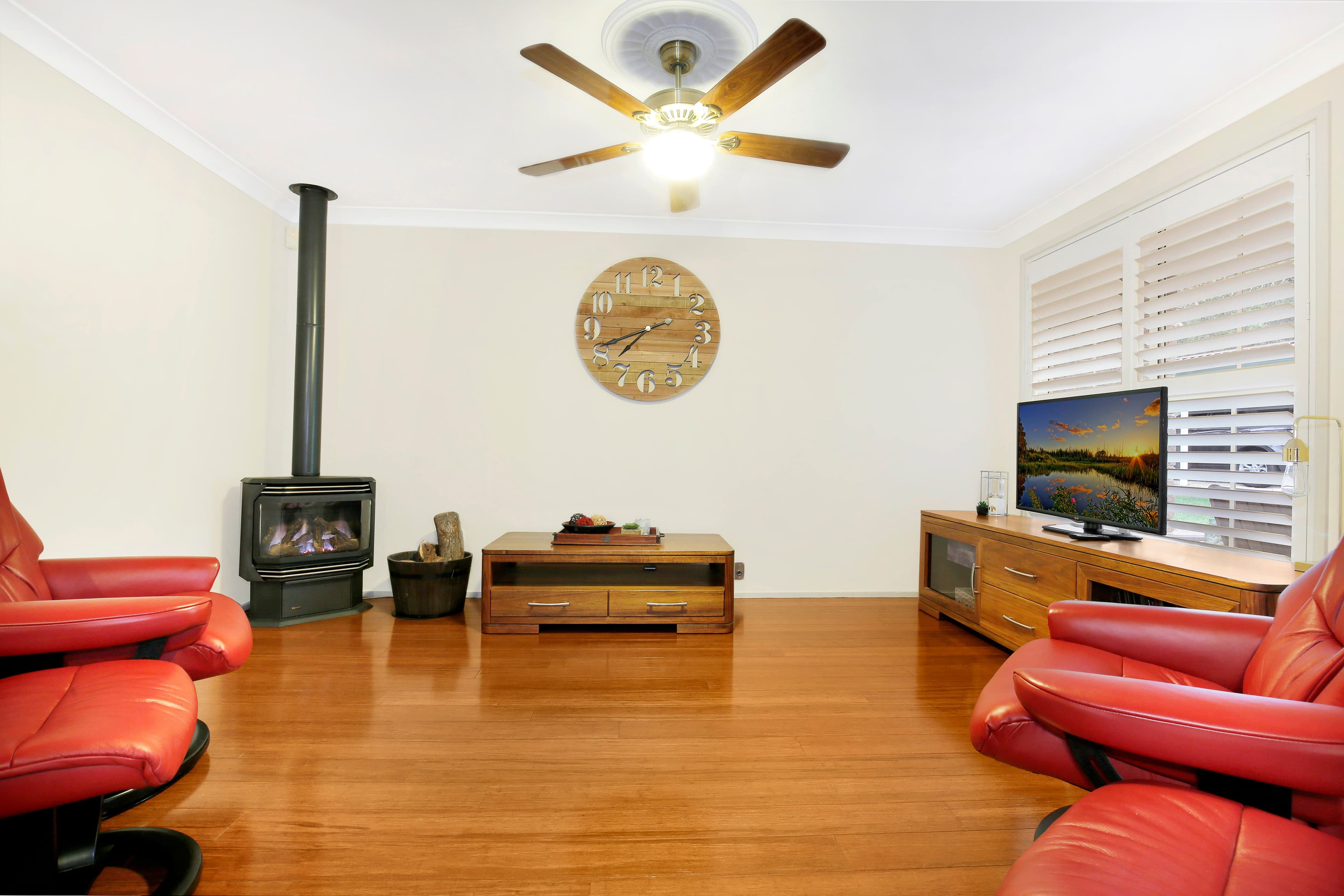 11 Juniper Place, Farmborough Heights - Thumbnail 6