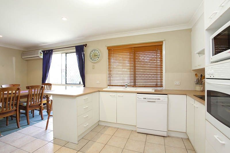 17 Danbulla Crescent, FOREST LAKE QLD 4078, Forest Lake - Thumbnail 4