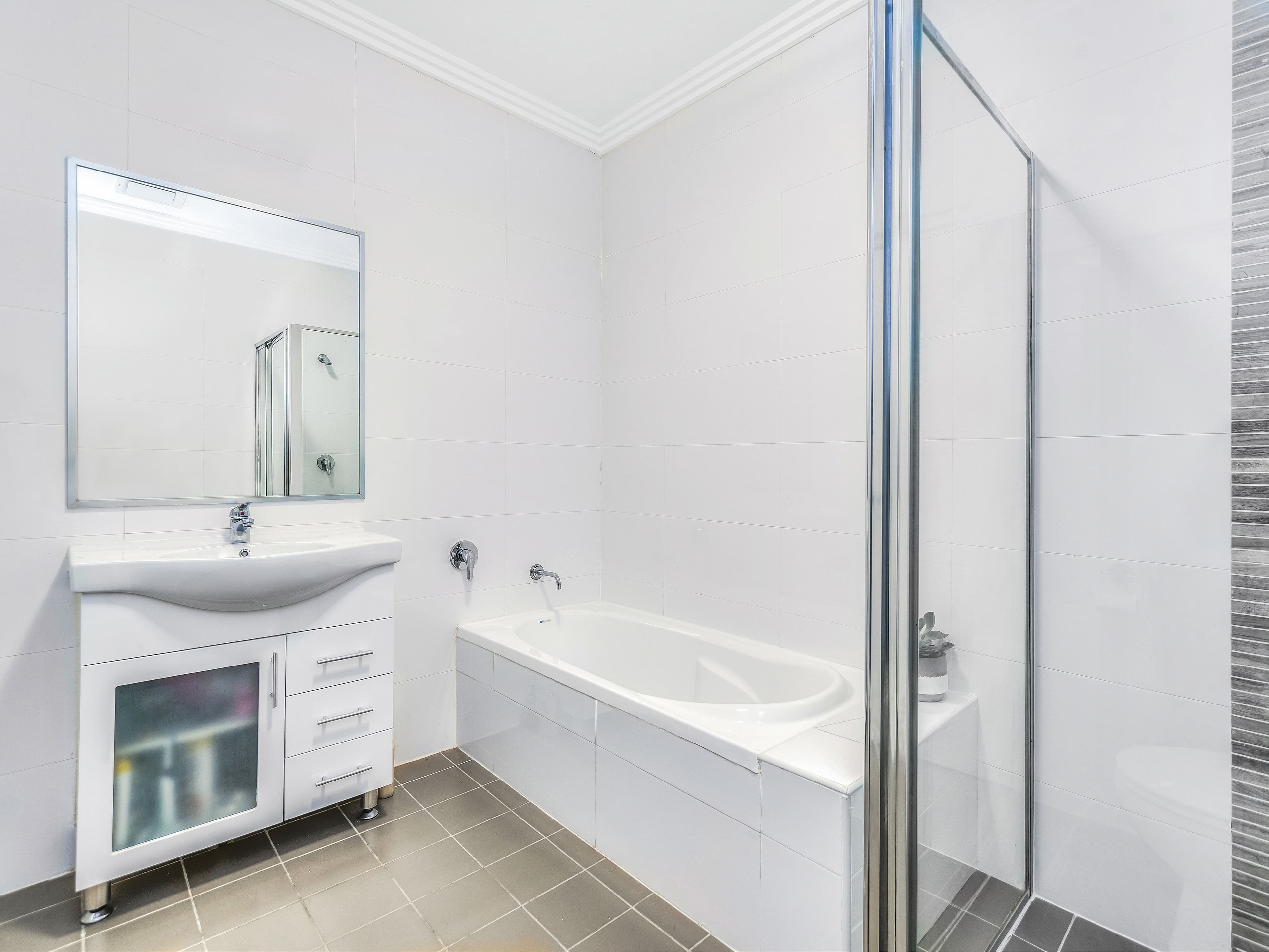 9 Stuart Street, Helensburgh NSW 2508, Helensburgh - Thumbnail 6